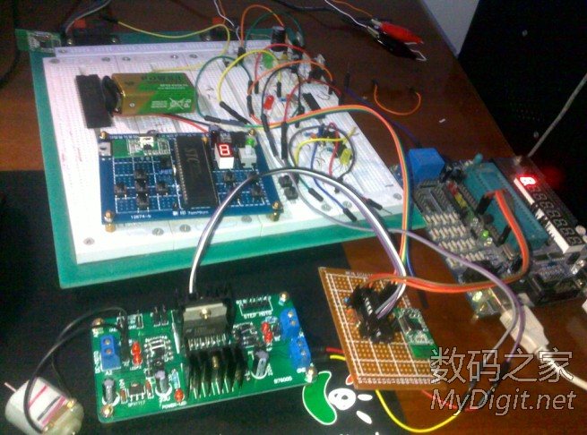 FPV 2.4G����ң��·��5С�������ϴ���Ƶ��