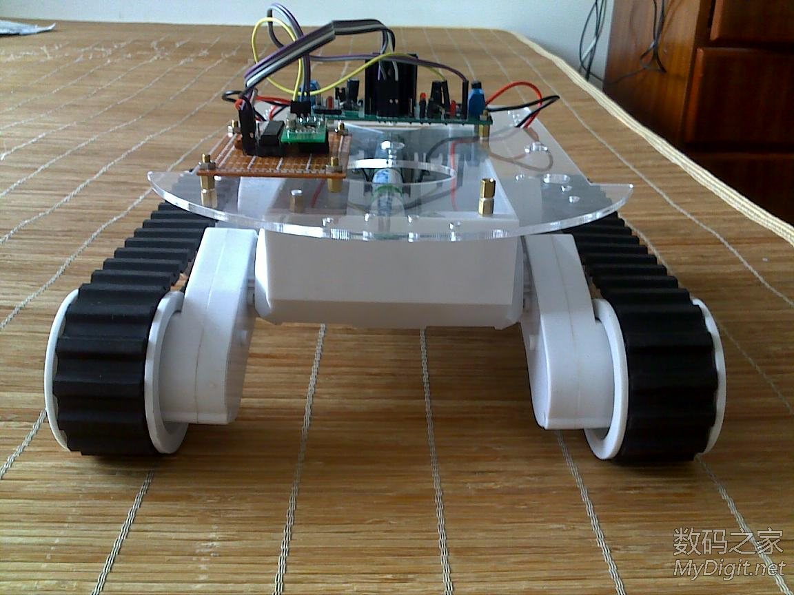 FPV 2.4G����ң��·��5С�������ϴ���Ƶ��