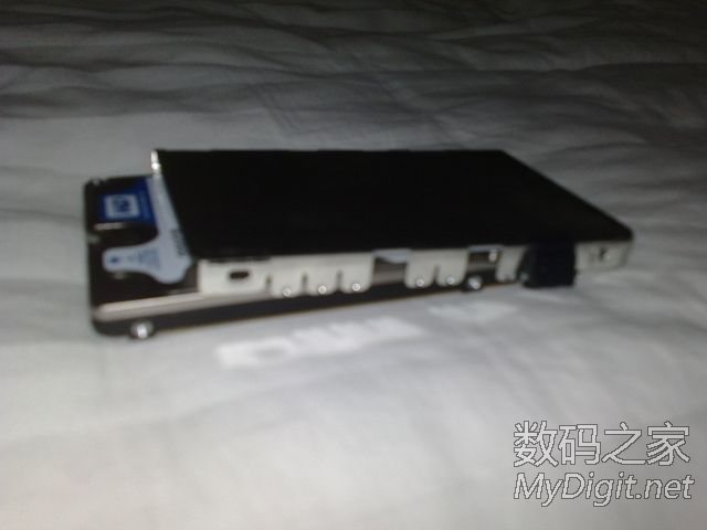 硬盘盒拆解图 西部数据WD Element 320G 2.5寸