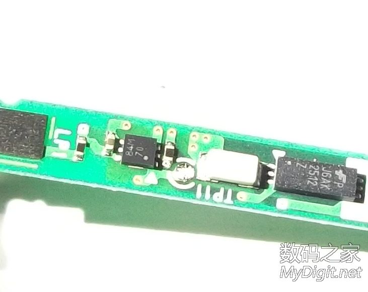 拆壳取卵,拿出14500电池,拆柯达相机电池|拆机