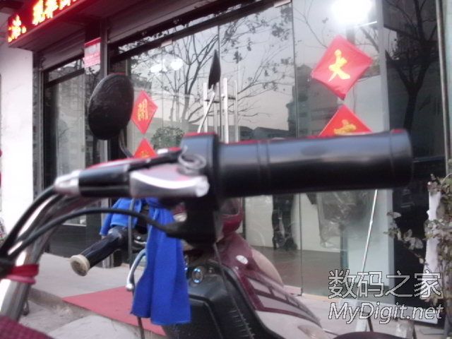 120_1365313_092249b94b61d4f.jpg?186