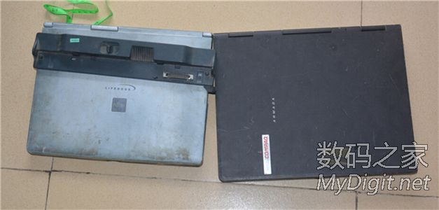 出杂物,路由器 笔记本电脑 电视盒 硬盘 出杂物,路由器 笔记本电脑 电视盒 硬盘