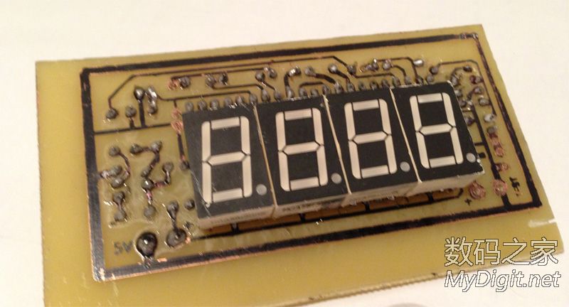用废打印机改的雕刻机制作了第一块PCB,很方便!很满意! 用废打印机改的雕刻机制作了第一块PCB,很方便!很满意!