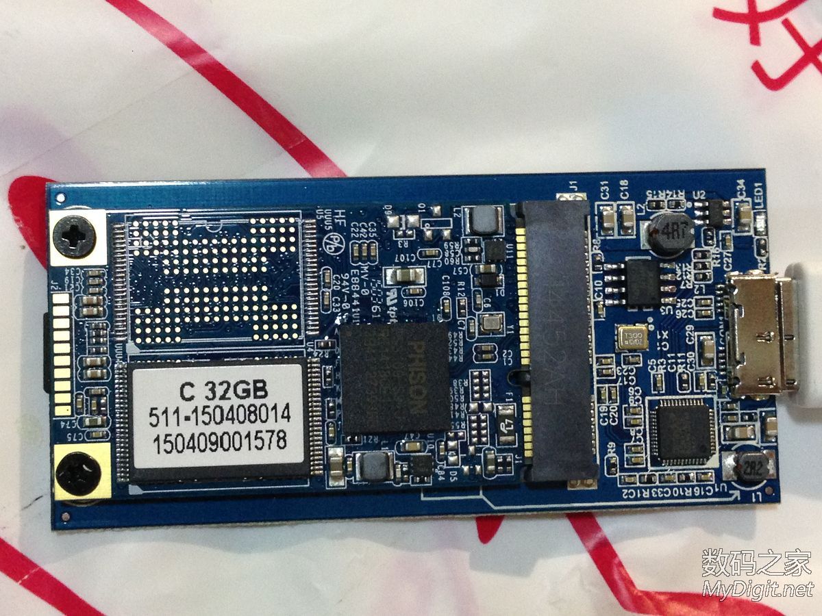 ʤB100ϵ32G SSDƶӲUSB3.0SATA1 ܷ֣