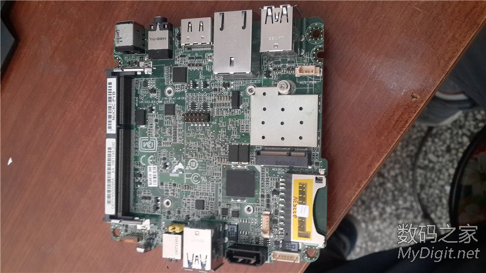 ������˭��intel nuc5cpyb��BIOS����