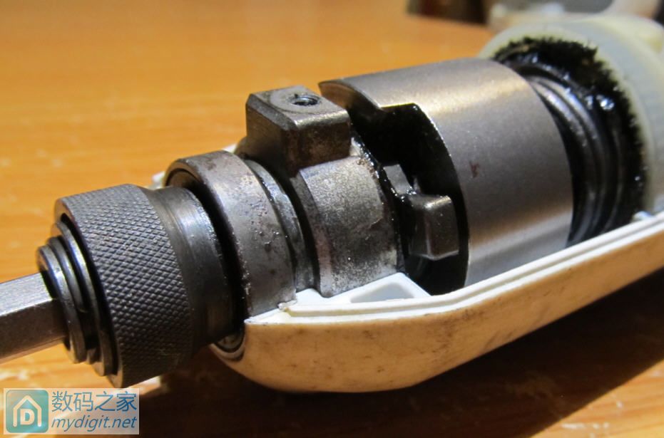 小电动螺丝刀界的十大名器(Makita TD021DZW) 小电动螺丝刀界的十大名器(Makita TD021DZW)