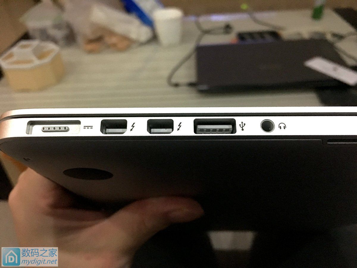 听说苹果快倒闭？入手次顶配MacBook Pro以备收藏顺道给拆了