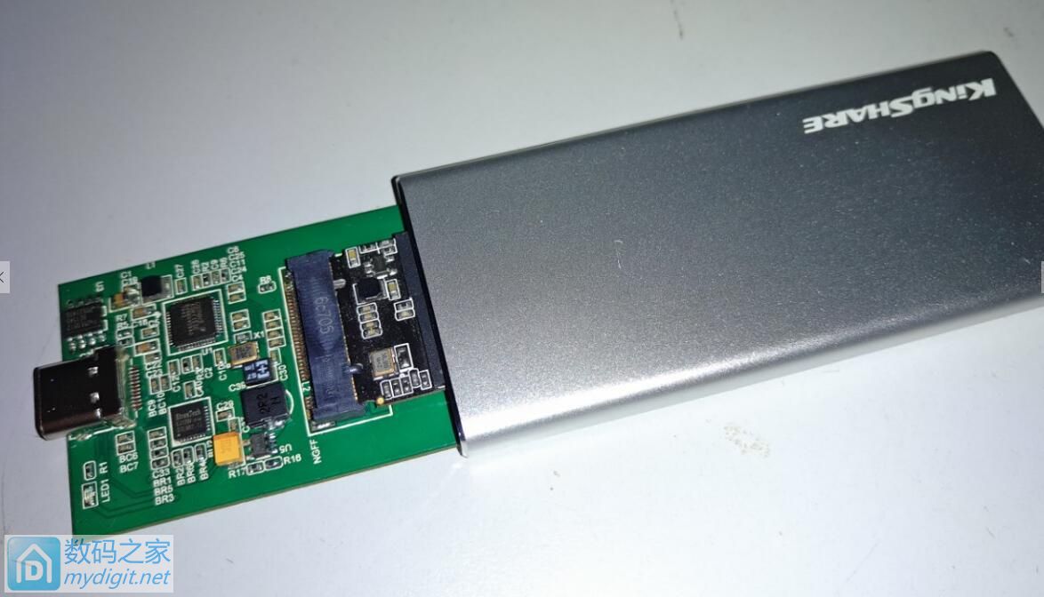 ASM1153E方案 M.2转TYPE-C硬盘盒拆机+测试 ASM1153E方案 M.2转TYPE-C硬盘盒拆机+测试