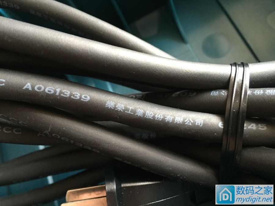 博世多功能大功率電鎬 GBH 2-24 DFR 博世多功能大功率電鎬 GBH 2-24 DFR