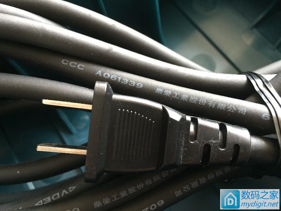 博世多功能大功率電鎬 GBH 2-24 DFR 博世多功能大功率電鎬 GBH 2-24 DFR