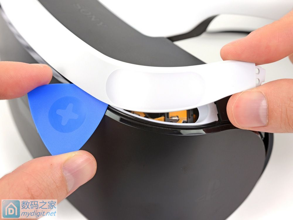 Note 7"同款"屏幕 索尼PlayStation VR详细拆机报告 Note 7"同款"屏幕 索尼PlayStation VR详细拆机报告