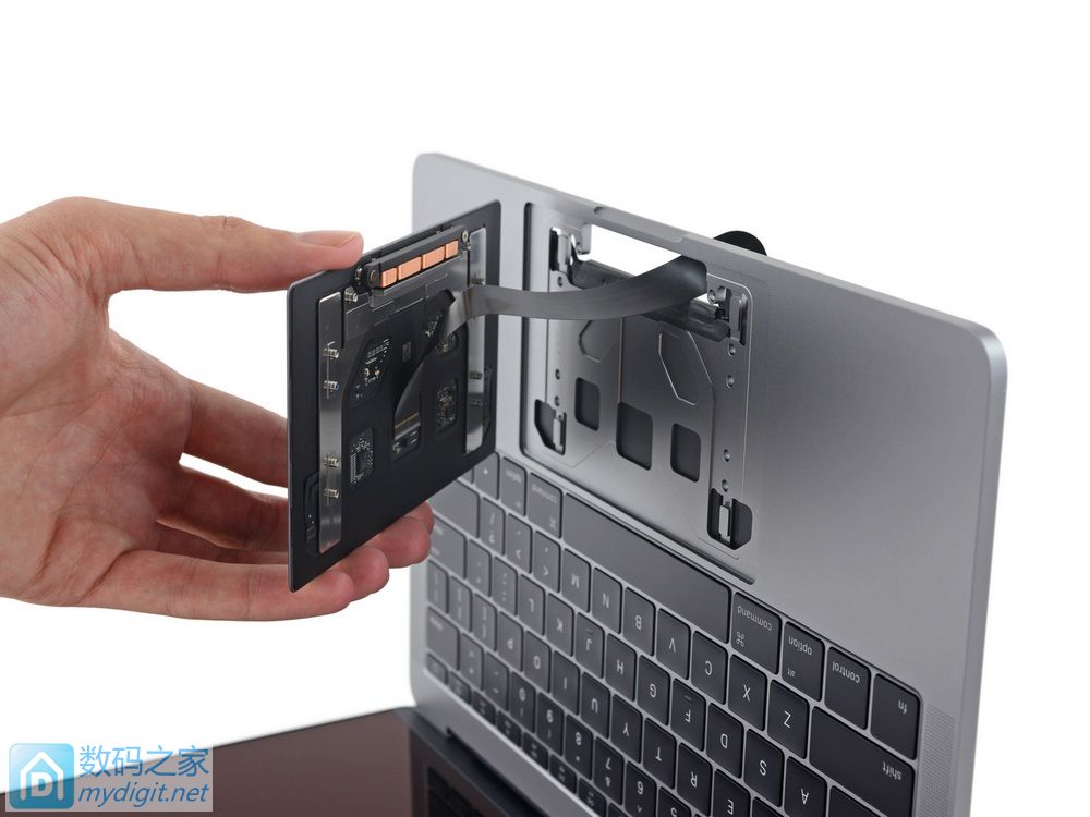 2016款苹果MacBook Pro 13"丐中丐版拆机报告 2016款苹果MacBook Pro 13"丐中丐版拆机报告