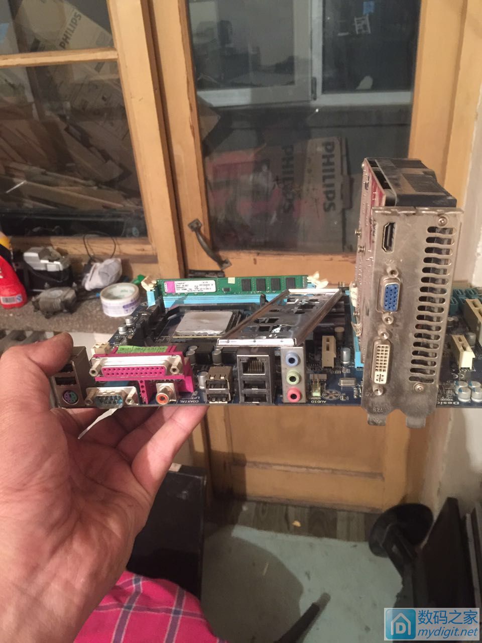 sony TX1 电池仓红灯闪烁,不开机!|维修达人