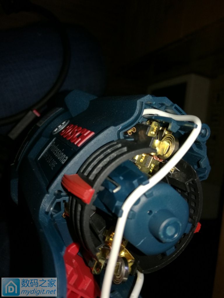 新買的博世GBH 2-24DRE電錘拆開來看看