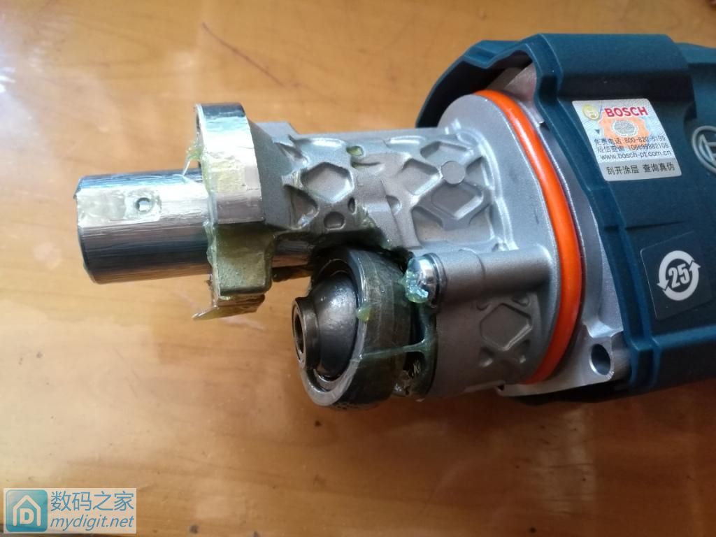 新買的博世GBH 2-24DRE電錘拆開來看看