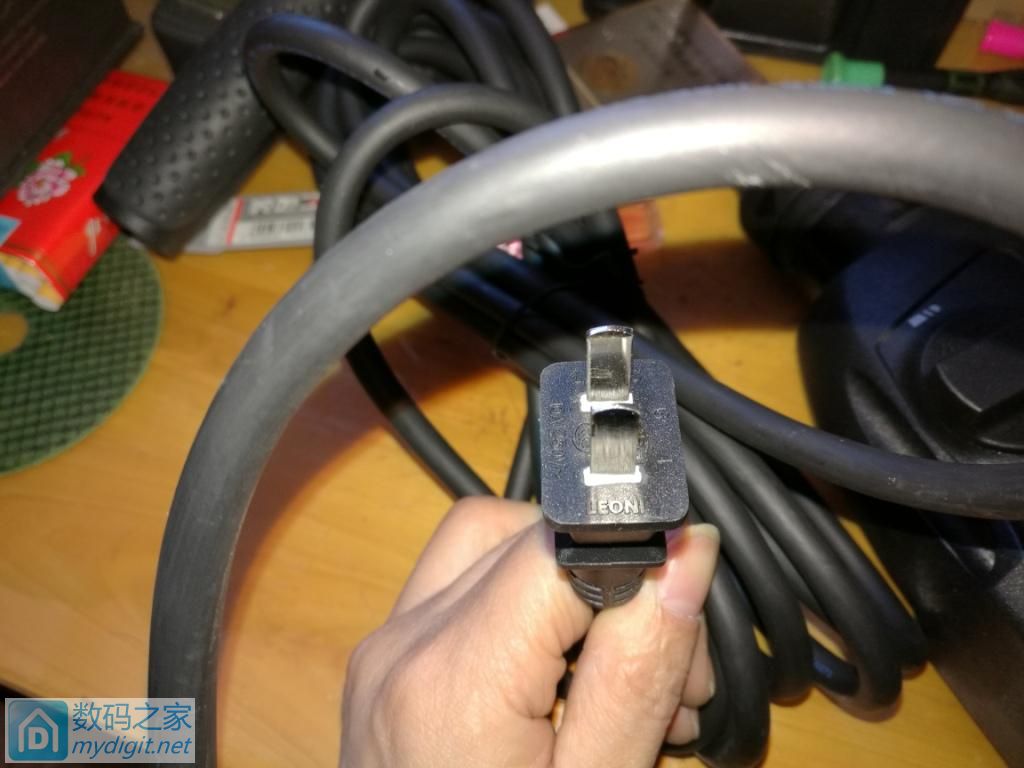 新買的博世GBH 2-24DRE電錘拆開來看看