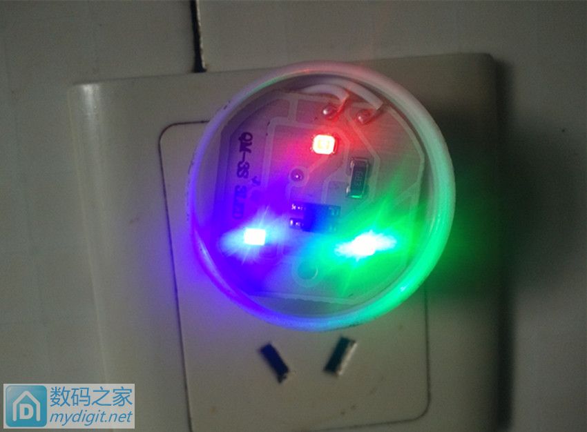 三个指示灯 三个指示灯