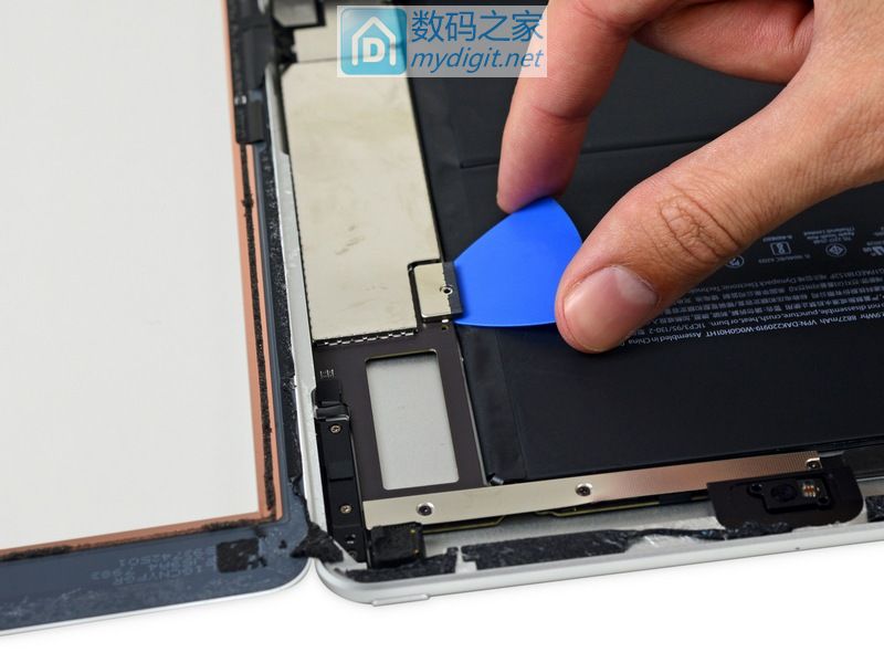 全网首发 苹果 iPad 5 WIFI 拆机,这就是iPad Air的马甲 全网首发 苹果 iPad 5 WIFI 拆机,这就是iPad Air的马甲