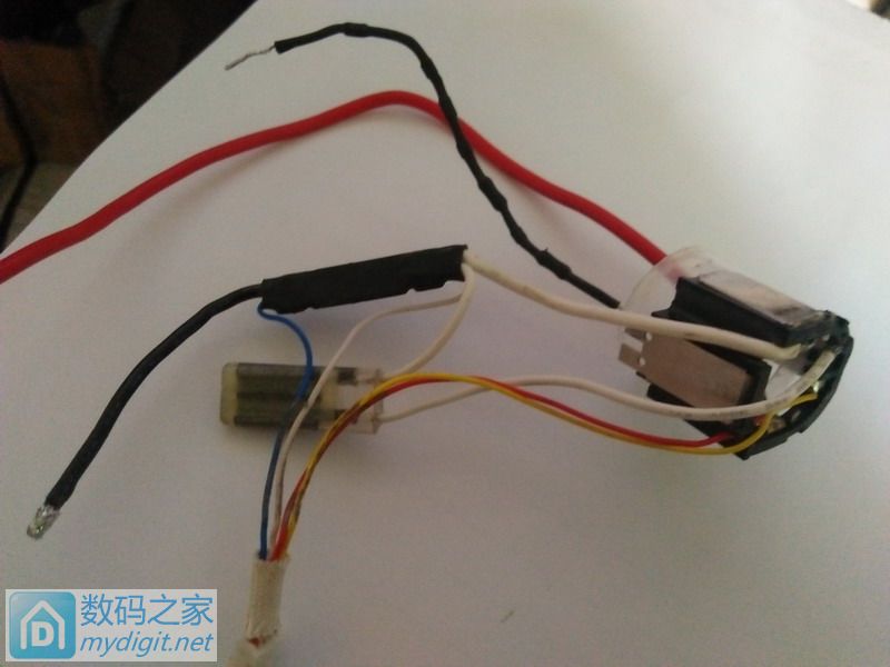 求助12V锂电池识别电阻及松下电池电量指示使用方法 求助12V锂电池识别电阻及松下电池电量指示使用方法