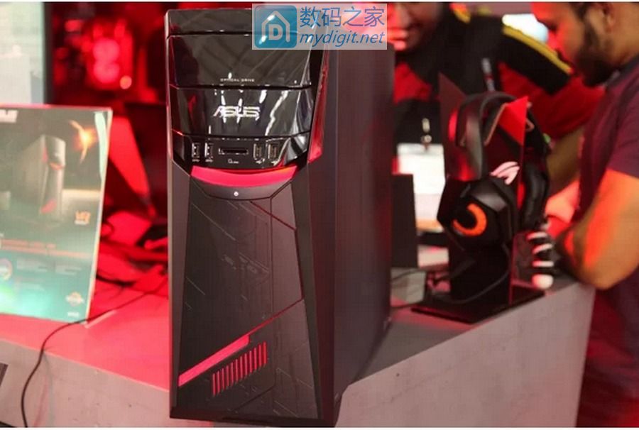 主板稍掉价外哪都好 华硕首度量产 AMD Ryzen“品牌机” 主板稍掉价外哪都好 华硕首度量产 AMD Ryzen“品牌机”