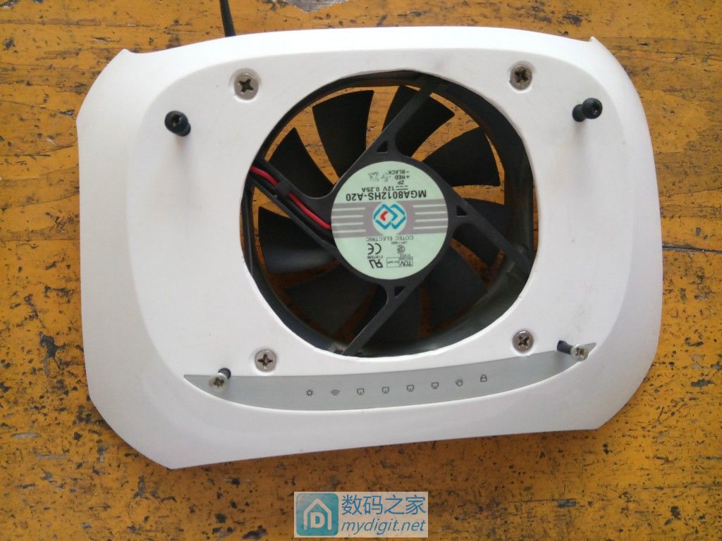 手机太热了,DIY手机散热架 手机太热了,DIY手机散热架