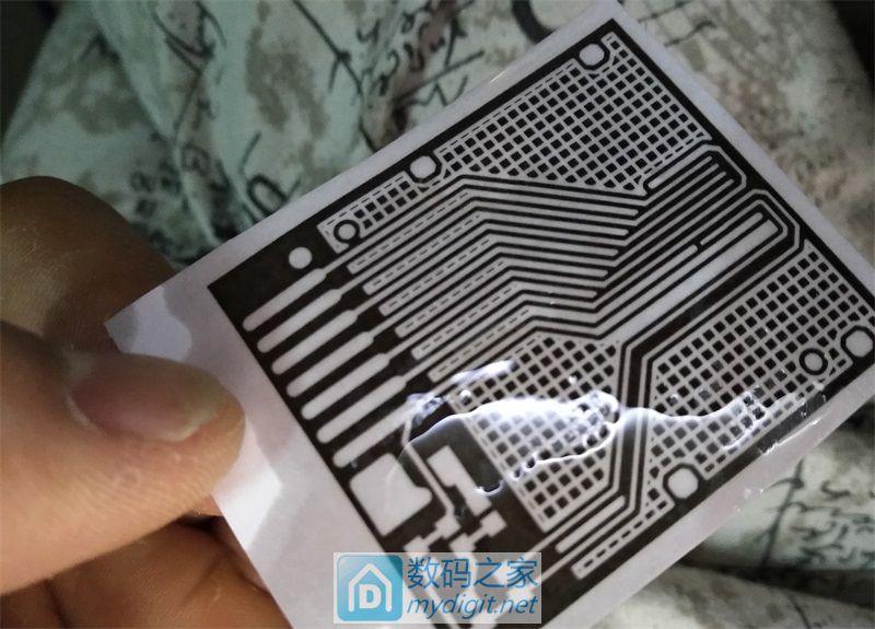 【狙沙】 A4复印纸+感光干膜+普通LED 制作PCB 【狙沙】 A4复印纸+感光干膜+普通LED 制作PCB