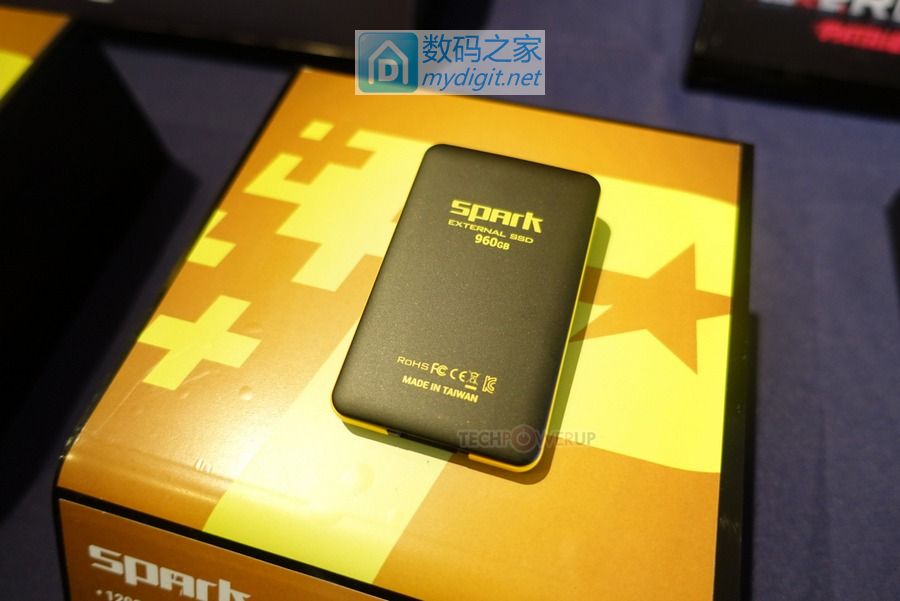 “内外兼修” 博帝展示Singe与Spark系列龟速SSD “内外兼修” 博帝展示Singe与Spark系列龟速SSD
