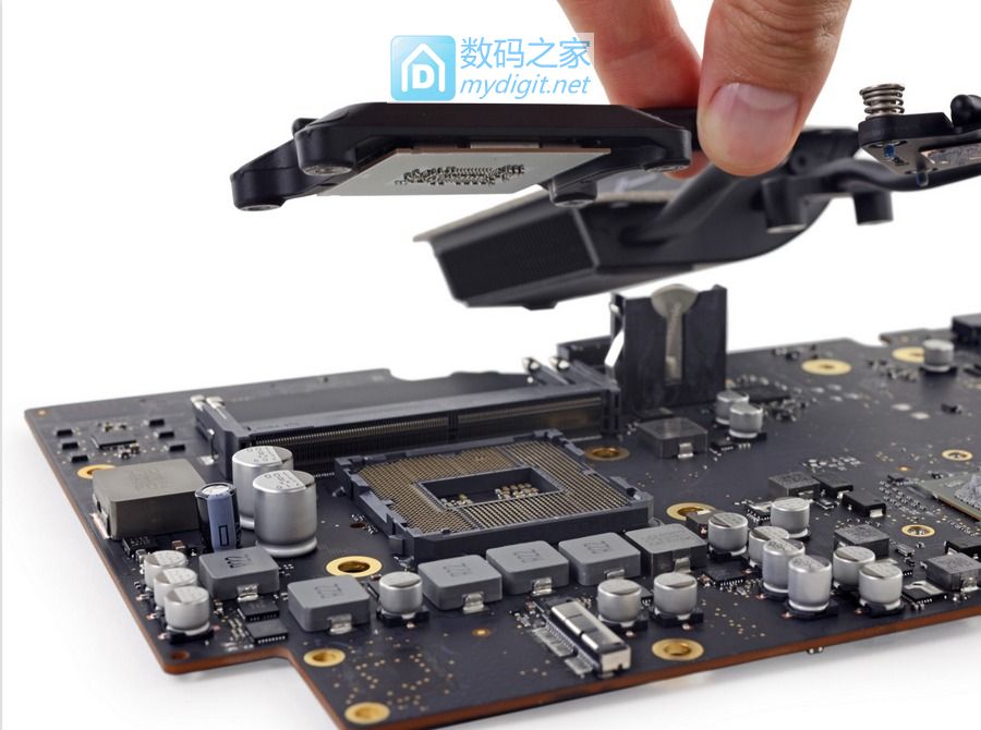 内藏大惊喜!2017 款 21.5寸 iMac Retina 4K拆机 内藏大惊喜!2017 款 21.5寸 iMac Retina 4K拆机