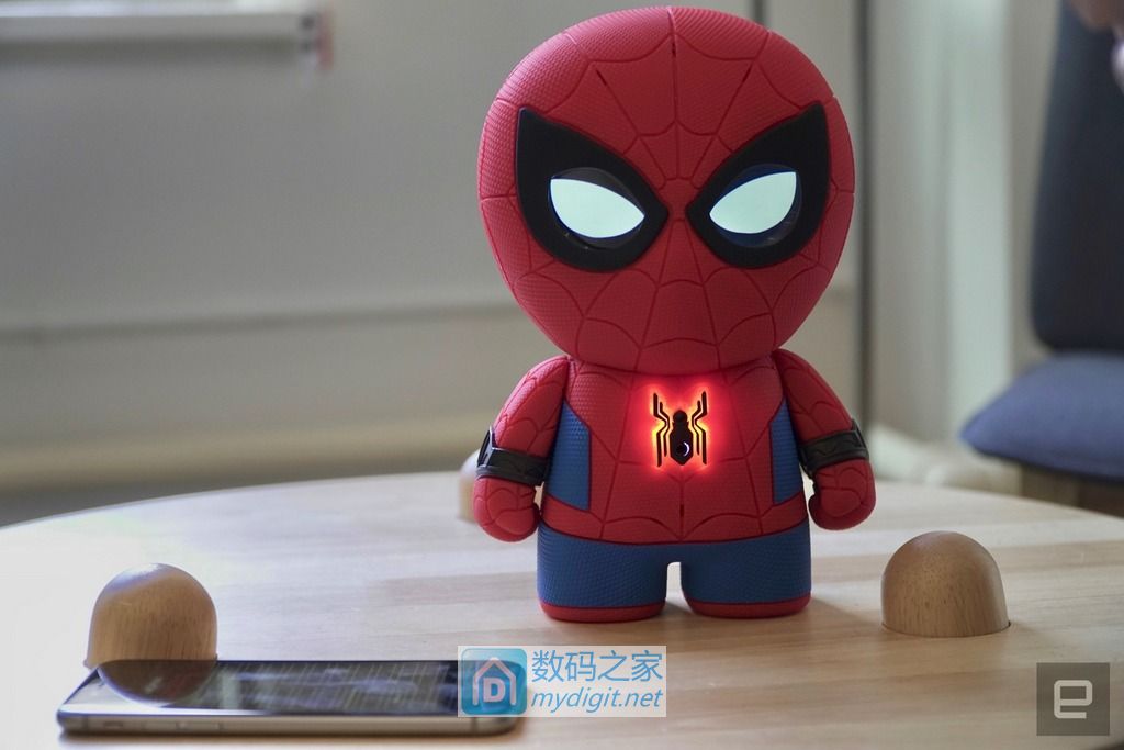 配手机可解锁神秘技能 Sphero“蜘蛛侠”伪物联网故事机 配手机可解锁神秘技能 Sphero“蜘蛛侠”伪物联网故事机