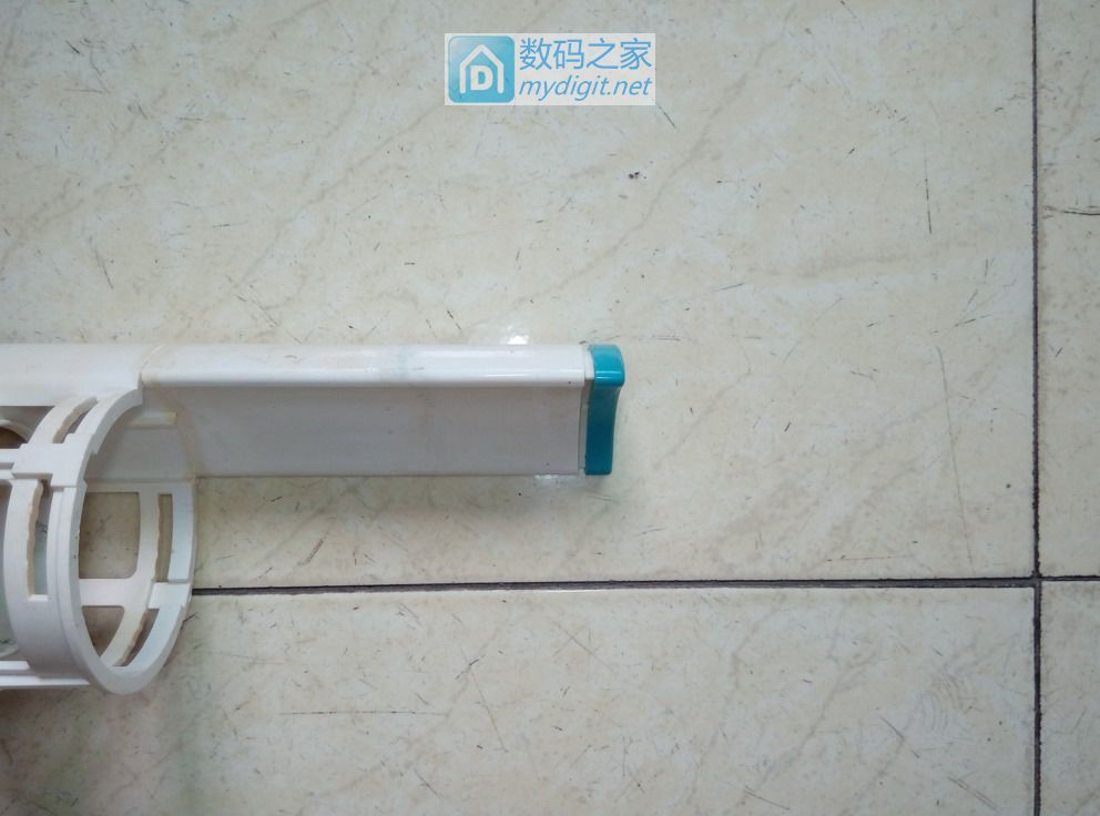 拆修抽水马桶排水阀按键不归位故障,顺便分析工作原理 拆修抽水马桶排水阀按键不归位故障,顺便分析工作原理