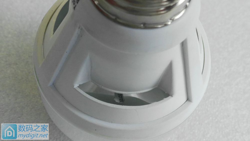 SYLVANIA ToLEDO GLS A60 DIMMABLE 7.5W可调光球泡灯拆解评测 SYLVANIA ToLEDO GLS A60 DIMMABLE 7.5W可调光球泡灯拆解评测