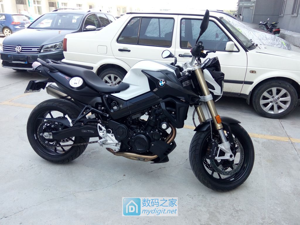 近距离欣赏,德国宝马摩托车 BMW F800R(原创首发) 近距离欣赏,德国宝马摩托车 BMW F800R(原创首发)