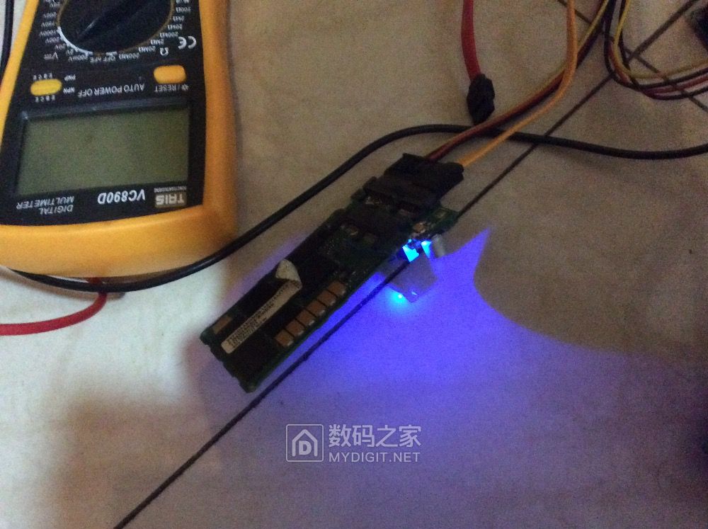 刚刚修好了一个大M主控的企业级SSD,好激动!!! 刚刚修好了一个大M主控的企业级SSD,好激动!!!