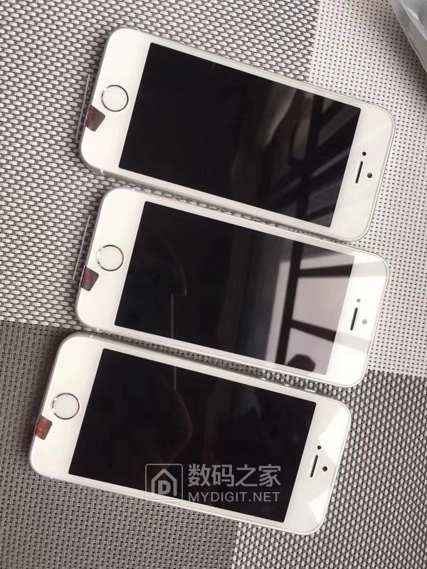 【江南】美国沃尔玛零售版iPhone SE,全新未激活,银色32G 999元 【江南】美国沃尔玛零售版iPhone SE,全新未激活,银色32G 999元