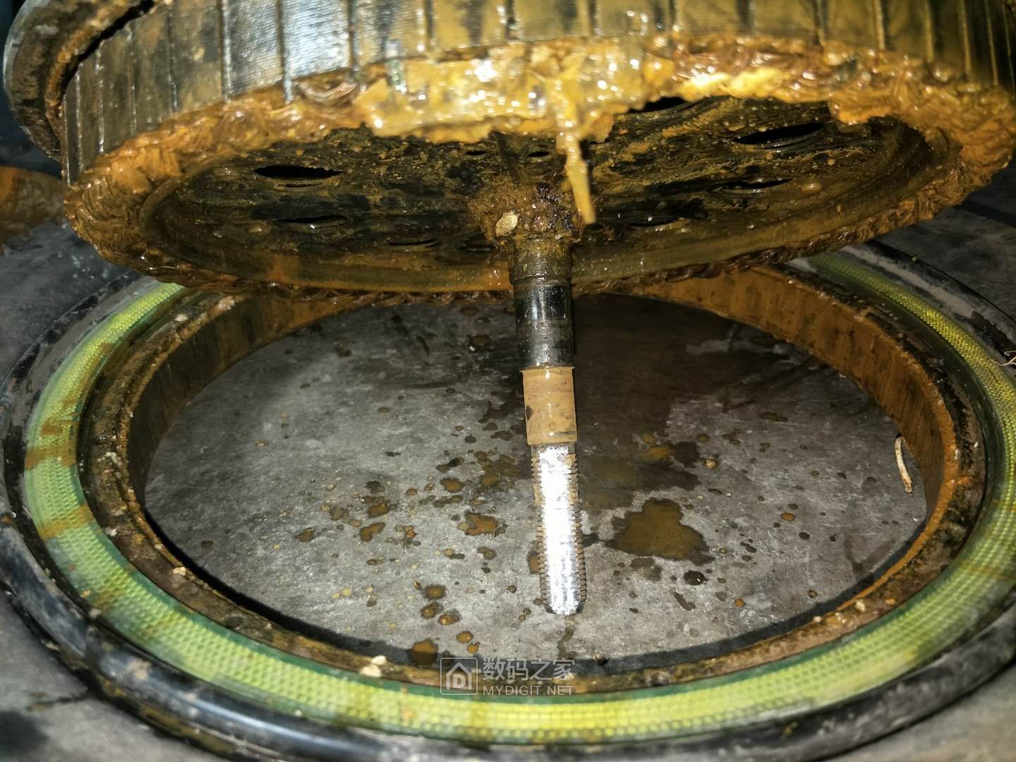 打起鼓来,敲起锣来哎, 推着电车去上牌——电动车电机进水的处理续 打起鼓来,敲起锣来哎, 推着电车去上牌——电动车电机进水的处理续
