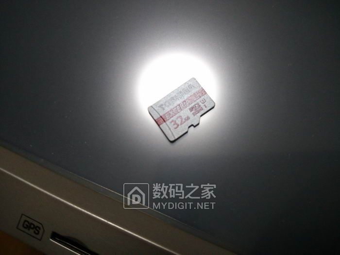 光驱中死卡着一张CD能否让车机不开机(没关系) 光驱中死卡着一张CD能否让车机不开机(没关系)