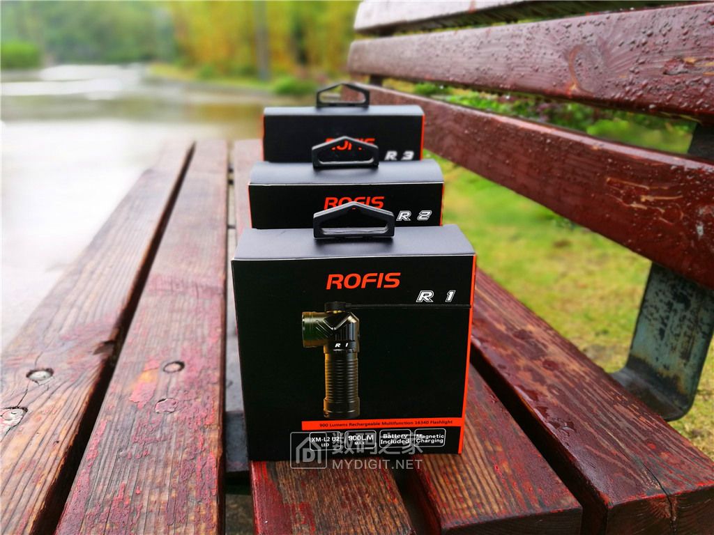 ROFIS R1-R2-R3 90度旋转手电入手体验 ROFIS R1-R2-R3 90度旋转手电入手体验