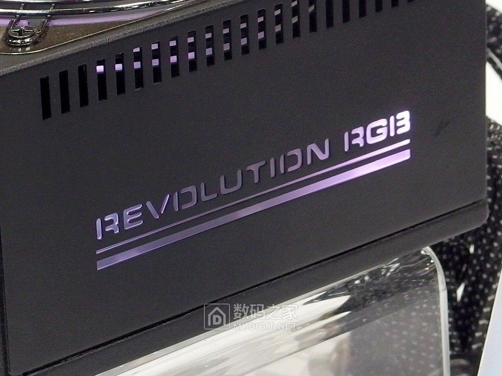 无光不欢,乐活必备 安耐美首只光污染电源REVOLUTION RGB靓彩来袭 无光不欢,乐活必备 安耐美首只光污染电源REVOLUTION RGB靓彩来袭