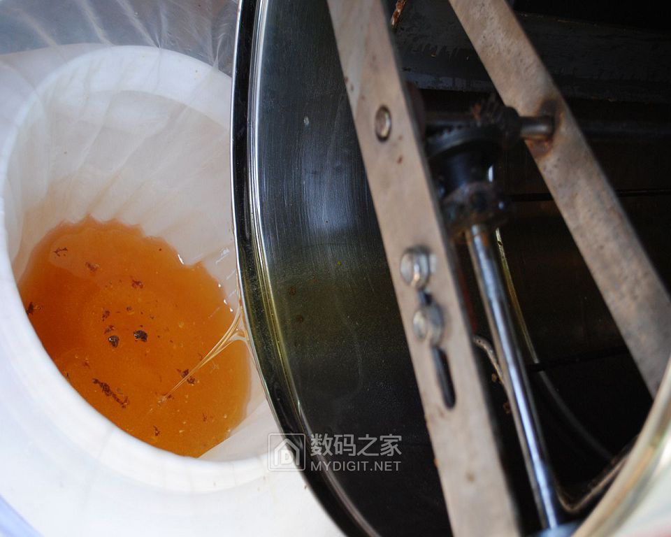 代友出936便携升级版,顺带出自家椴蜜,品相非常好,坛友包邮非偏远! 代友出936便携升级版,顺带出自家椴蜜,品相非常好,坛友包邮非偏远!