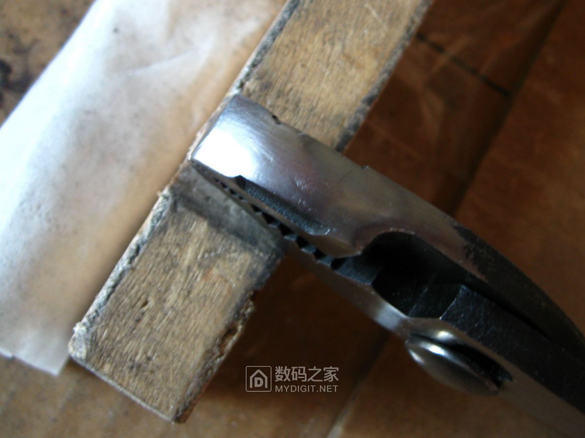 打磨修整一批钳子 打磨修整一批钳子