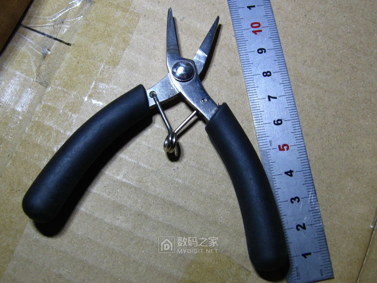 打磨修整一批钳子 打磨修整一批钳子