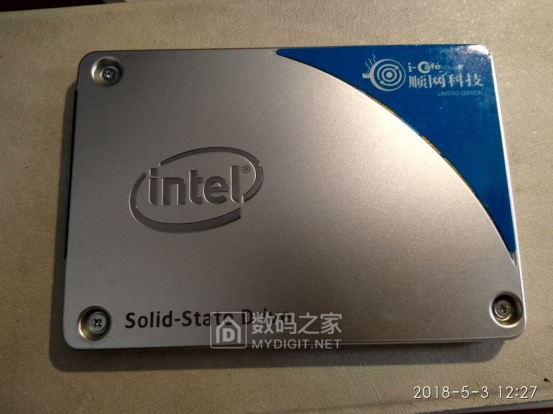 也拆个英特尔固态硬盘 intel SSD 535 Series 180GB 也拆个英特尔固态硬盘 intel SSD 535 Series 180GB