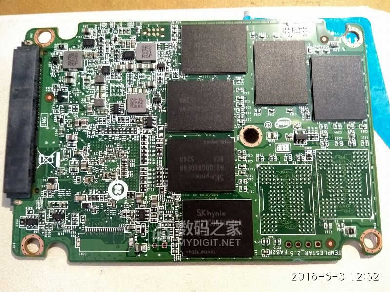 也拆个英特尔固态硬盘 intel SSD 535 Series 180GB 也拆个英特尔固态硬盘 intel SSD 535 Series 180GB