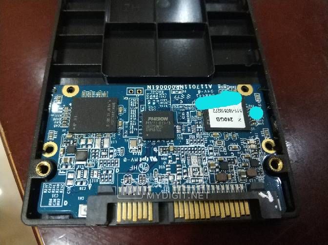 士必得240G拆解,PS3111+东芝UFS2.0 MLC 士必得240G拆解,PS3111+东芝UFS2.0 MLC