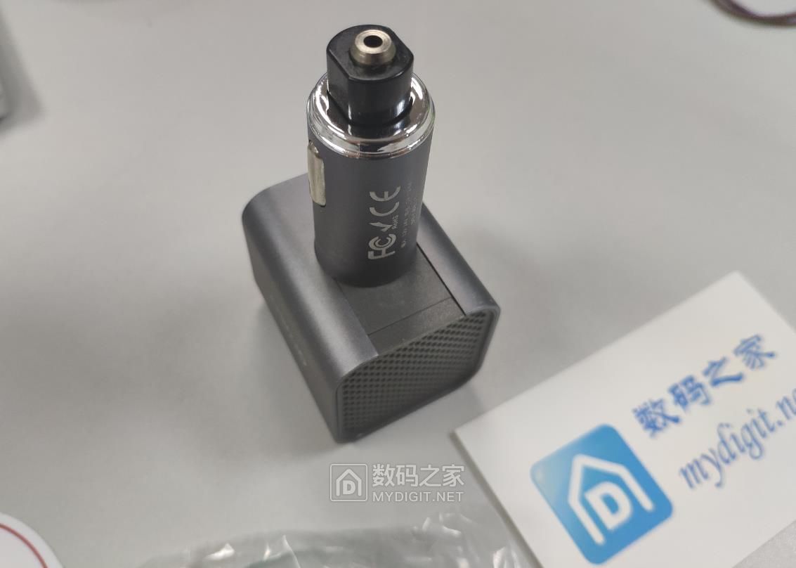 小钢锤车护卫/破窗空净三合一车充评测试用 小钢锤车护卫/破窗空净三合一车充评测试用