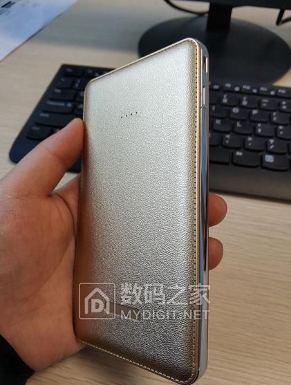 装好盖子 装好盖子