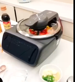 九阳和美的炒菜机器人哪个牌子好?美的智能烹饪机py18-x2实用吗?
